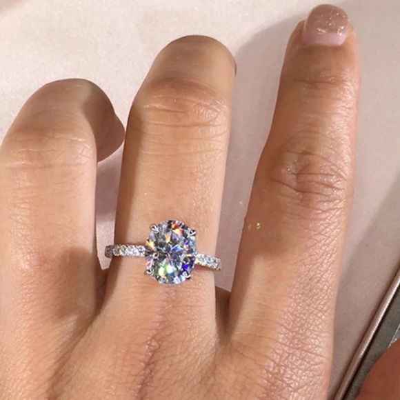 Sterling silver engagement ring - Picture 3 of 6